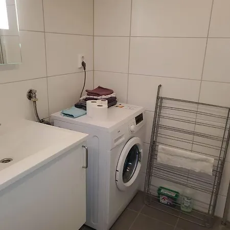 דירה Practical Flat Connected With Garden *